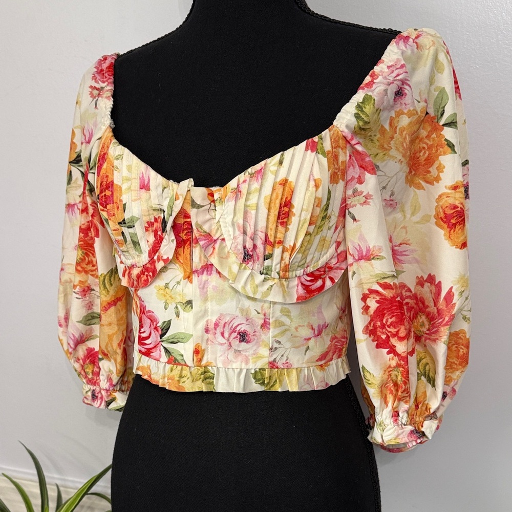 NWOT For Love Bell Floral Off-Shoulder Puff Sleeve Crop Whimsical Blouse M